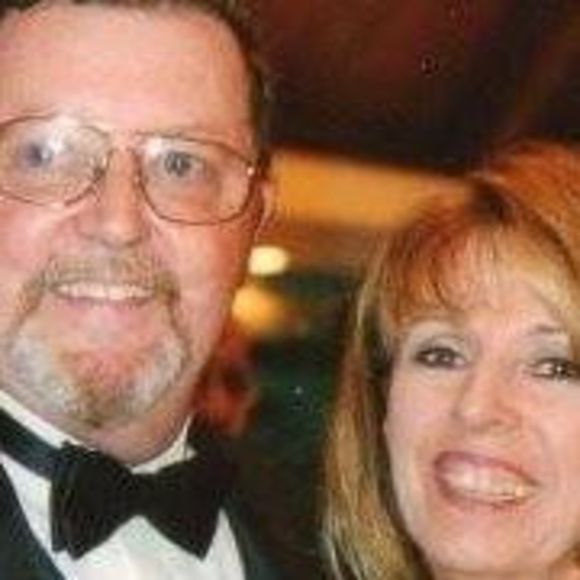 Meet your Posher, Lori - Picture 1 of 1